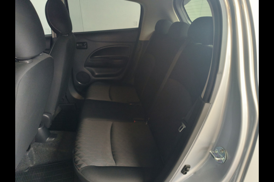 Mitsubishi Space Star 1.2 Dynamic uit 2022 Rijklaar + 12 maanden Bovag-garantie Henk Jongen Auto's in Helmond,  al 50 jaar service zoals 't hoort!
