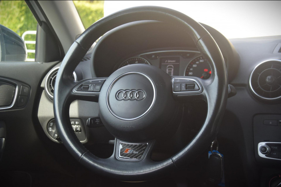 Audi A1 Sportback 1.0 TFSI Adrenalin S line