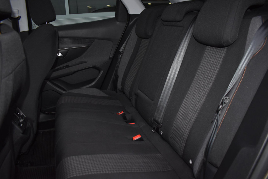 Peugeot 3008 1.2 PureTech 130PK Aut. Blue Lease Premium | Carplay | PDC | Cruise
