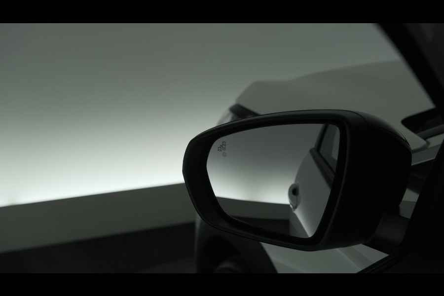 Peugeot 3008 1.6 HYbrid4 300 Allure Pack Business 4x4 | Camera | Apple Carplay | Dodehoekdetectie | Stoelverwarming | Plugin-Hybrid
