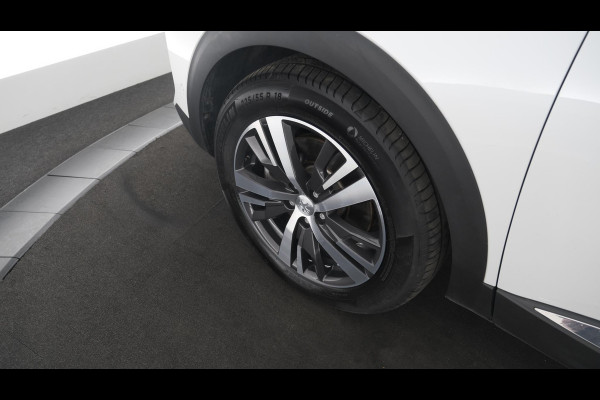 Peugeot 3008 1.6 HYbrid4 300 Allure Pack Business 4x4 | Camera | Apple Carplay | Dodehoekdetectie | Stoelverwarming | Plugin-Hybrid