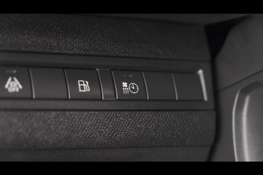 Peugeot 3008 1.6 HYbrid4 300 Allure Pack Business 4x4 | Camera | Apple Carplay | Dodehoekdetectie | Stoelverwarming | Plugin-Hybrid