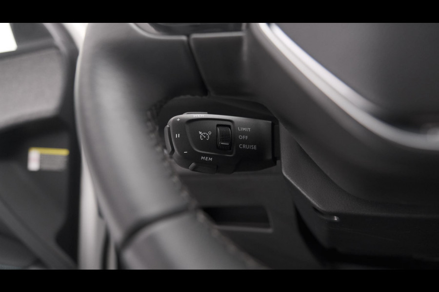 Peugeot 3008 1.6 HYbrid4 300 Allure Pack Business 4x4 | Camera | Apple Carplay | Dodehoekdetectie | Stoelverwarming | Plugin-Hybrid