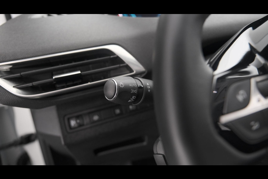 Peugeot 3008 1.6 HYbrid4 300 Allure Pack Business 4x4 | Camera | Apple Carplay | Dodehoekdetectie | Stoelverwarming | Plugin-Hybrid
