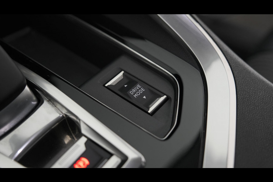 Peugeot 3008 1.6 HYbrid4 300 Allure Pack Business 4x4 | Camera | Apple Carplay | Dodehoekdetectie | Stoelverwarming | Plugin-Hybrid