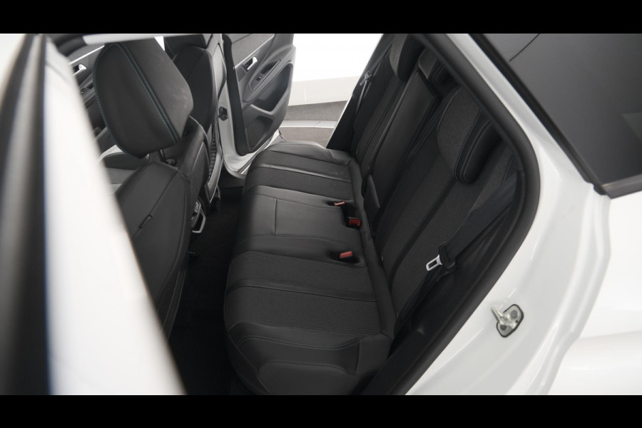 Peugeot 3008 1.6 HYbrid4 300 Allure Pack Business 4x4 | Camera | Apple Carplay | Dodehoekdetectie | Stoelverwarming | Plugin-Hybrid