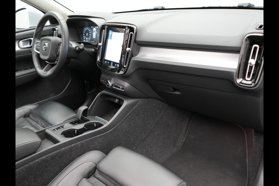 Volvo XC40 T4 Recharge Inscription Plug In Hybrid 211pk Dealer O.H PHEV | Panodak | Lederen Sportstoelen Memory | Adaptive Cruise | 360 Camera | 21"L.M | Harman Kardon | Keyless |