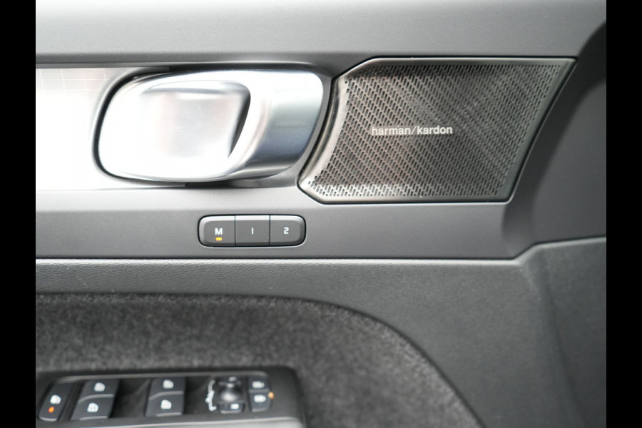 Volvo XC40 T4 Recharge Inscription Plug In Hybrid 211pk Dealer O.H PHEV | Panodak | Lederen Sportstoelen Memory | Adaptive Cruise | 360 Camera | 21"L.M | Harman Kardon | Keyless |