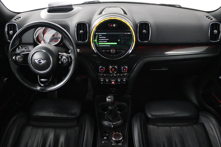 MINI Countryman 1.5 Cooper Chili (PANORAMADAK, STOELVERWARMING, ACHTERUITRIJCAMERA, H&K AUDIO, HEAD-UP DISPLAY)