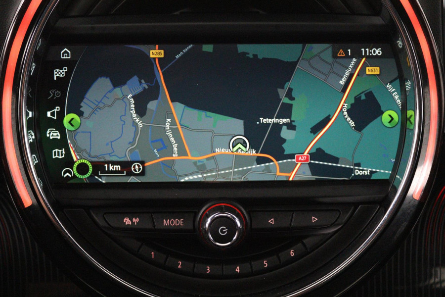 MINI Countryman 1.5 Cooper Chili (PANORAMADAK, STOELVERWARMING, ACHTERUITRIJCAMERA, H&K AUDIO, HEAD-UP DISPLAY)