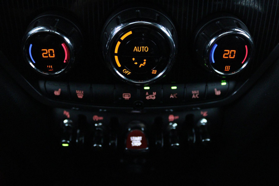 MINI Countryman 1.5 Cooper Chili (PANORAMADAK, STOELVERWARMING, ACHTERUITRIJCAMERA, H&K AUDIO, HEAD-UP DISPLAY)