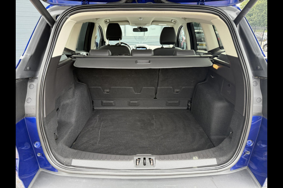 Ford Kuga 1.5 EcoBoost Titanium 2e Eigenaar,Trekhaak,Camera,Navi,Dealer Onderhouden,6 Bak,Clima,Cruise,Lm velgen,120pk,Apk tot 11-2025