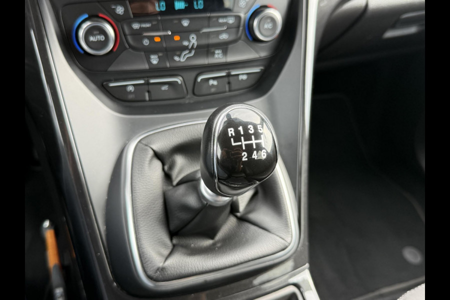 Ford Kuga 1.5 EcoBoost Titanium 2e Eigenaar,Trekhaak,Camera,Navi,Dealer Onderhouden,6 Bak,Clima,Cruise,Lm velgen,120pk,Apk tot 11-2025