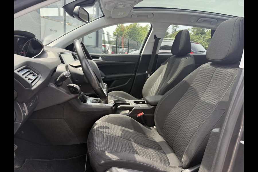 Peugeot 308 SW 1.2 PureTech Blue Lease Executive 2e Eigenaar,Pano,110pk,Navi,Dealer Onderhouden,Clima,Cruise,Pdc V+A,Lm velgen,Apk tot 12-2025
