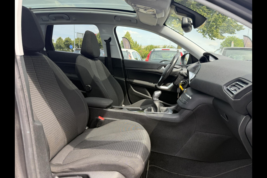 Peugeot 308 SW 1.2 PureTech Blue Lease Executive 2e Eigenaar,Pano,110pk,Navi,Dealer Onderhouden,Clima,Cruise,Pdc V+A,Lm velgen,Apk tot 12-2025