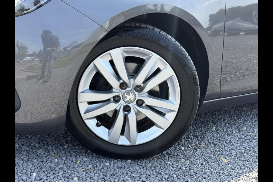 Peugeot 308 SW 1.2 PureTech Blue Lease Executive 2e Eigenaar,Pano,110pk,Navi,Dealer Onderhouden,Clima,Cruise,Pdc V+A,Lm velgen,Apk tot 12-2025