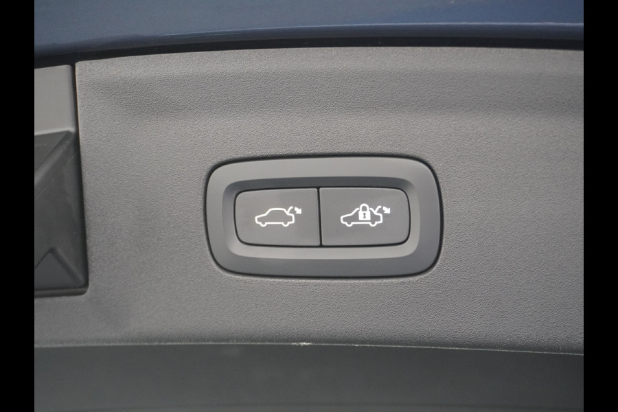 Polestar 2 AUT. 408 pk Long Range Dual Motor 78kWh Panorama-Dak Harman&Kardon® Electr.Stoelen Verwarmd+Achterbank+Stuur Adaptive-Cruise Car Verkeersbord detectie Regen-Lichtsensor Virtual-Cockpit Home-Link Bots waarschuwing Autonoom-Rem Lane Assist Keyless Connected 1e Eigenaar Origineel Nederlandse Auto 1.500kg Trekvermogen 660Nm! € 59.000 nieuw!