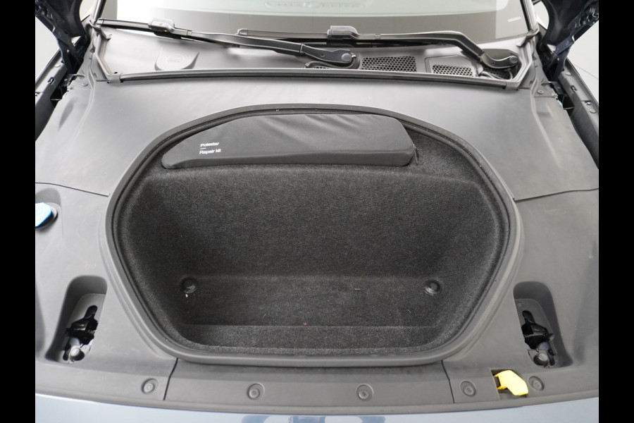 Polestar 2 AUT. 408 pk Long Range Dual Motor 78kWh Panorama-Dak Harman&Kardon® Electr.Stoelen Verwarmd+Achterbank+Stuur Adaptive-Cruise Car Verkeersbord detectie Regen-Lichtsensor Virtual-Cockpit Home-Link Bots waarschuwing Autonoom-Rem Lane Assist Keyless Connected 1e Eigenaar Origineel Nederlandse Auto 1.500kg Trekvermogen 660Nm! € 59.000 nieuw!