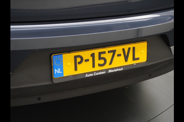 Polestar 2 AUT. 408 pk Long Range Dual Motor 78kWh Panorama-Dak Harman&Kardon® Electr.Stoelen Verwarmd+Achterbank+Stuur Adaptive-Cruise Car Verkeersbord detectie Regen-Lichtsensor Virtual-Cockpit Home-Link Bots waarschuwing Autonoom-Rem Lane Assist Keyless Connected 1e Eigenaar Origineel Nederlandse Auto 1.500kg Trekvermogen 660Nm! € 59.000 nieuw!