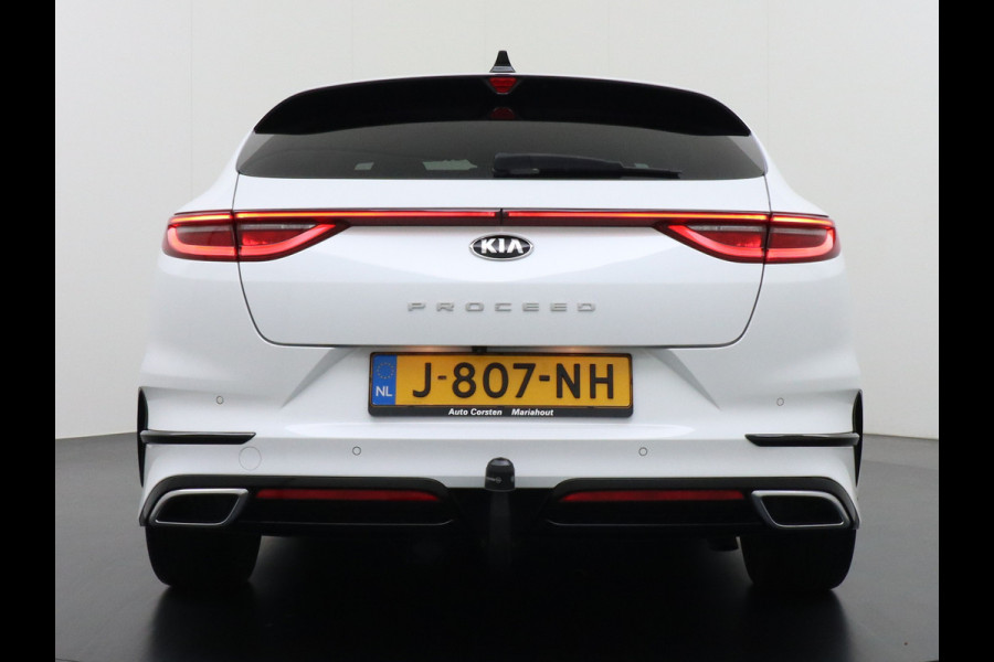 Kia ProCeed 1.4 T-GDI 141PK Autom. GT-Line Panoramadak Virtual Cockpit Trekhaak Navi Camera Ecc Apple Carplay Android Auto Adap.Cruise Stoel Keyless DAB Lmv 17" Led Dodehoekdetector Rijstrooksensor met correctie Elek.Achterklep Verkeersbord detectie Uitparkeer waarschuwing Zeer compleet! Origineel Nederlandse Auto €35.000,- nieuw