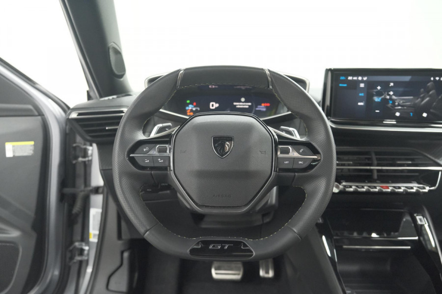 Peugeot 2008 Hybrid 136 e-DSC6 GT | 360 Camera | Adaptieve Cruise Control | Dodehoekdetectie | Navigatie