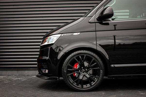 Volkswagen Transporter 2.0 TDI L2H1 30 DC BULLI 199PK DUBBEL CABINE / LEDEREN BEKLEDING / PDC / VERLAGINGSVEREN / 2X SCHUIFDEUR