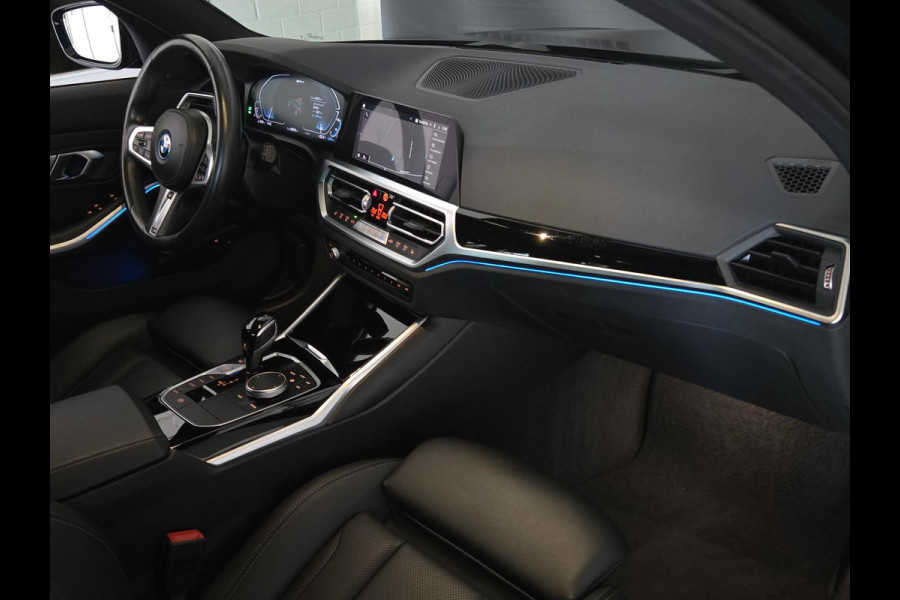 BMW 3 Serie Touring 320e SPORTLINE | SPORTSTOELEN | LEDER | 18 INCH LM VELGEN |