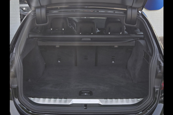BMW 3 Serie Touring 320e SPORTLINE | SPORTSTOELEN | LEDER | 18 INCH LM VELGEN |
