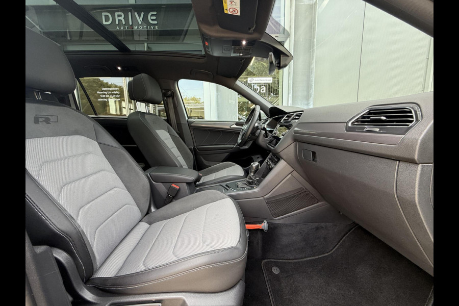 Volkswagen Tiguan Allspace 1.5 TSI Highline Bus. 3 X R-Line 7p. Pano|Trekhaak|Dynaudio