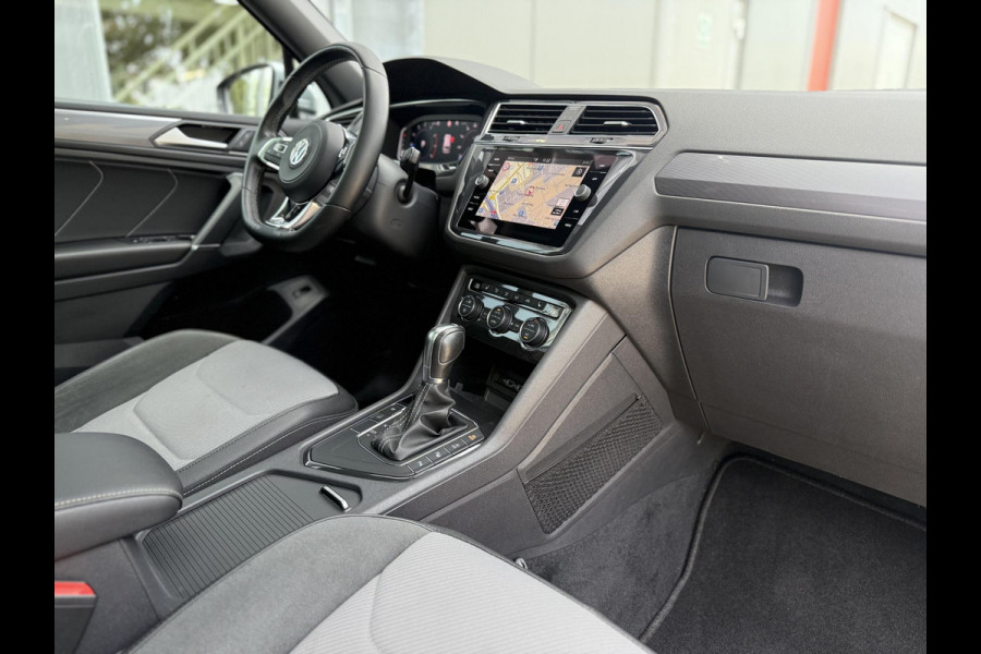 Volkswagen Tiguan Allspace 1.5 TSI Highline Bus. 3 X R-Line 7p. Pano|Trekhaak|Dynaudio