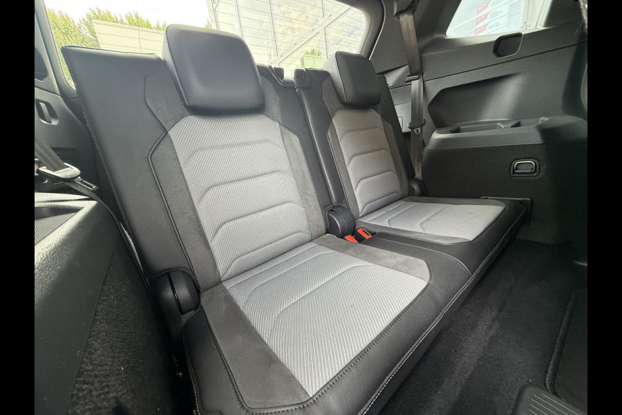 Volkswagen Tiguan Allspace 1.5 TSI Highline Bus. 3 X R-Line 7p. Pano|Trekhaak|Dynaudio