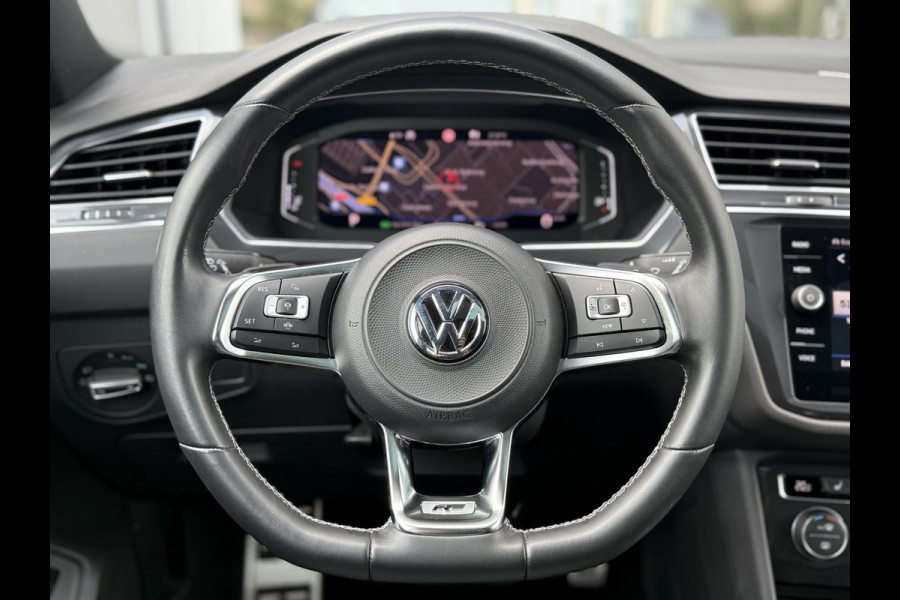 Volkswagen Tiguan Allspace 1.5 TSI Highline Bus. 3 X R-Line 7p. Pano|Trekhaak|Dynaudio