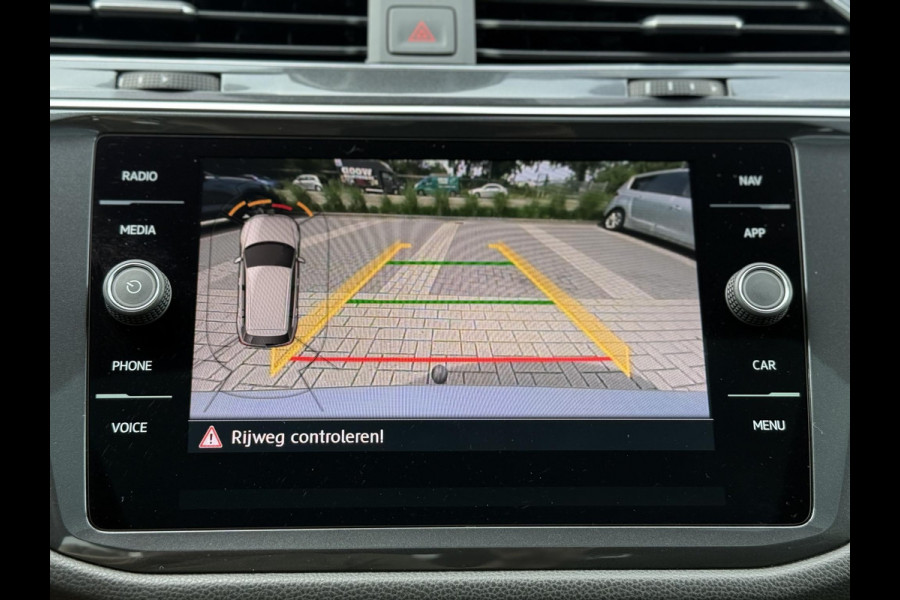 Volkswagen Tiguan Allspace 1.5 TSI Highline Bus. 3 X R-Line 7p. Pano|Trekhaak|Dynaudio