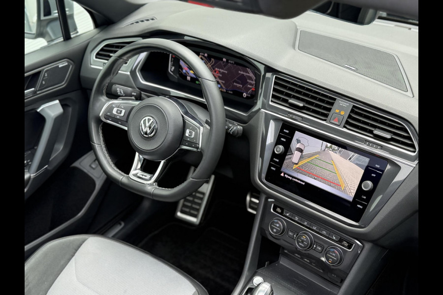 Volkswagen Tiguan Allspace 1.5 TSI Highline Bus. 3 X R-Line 7p. Pano|Trekhaak|Dynaudio