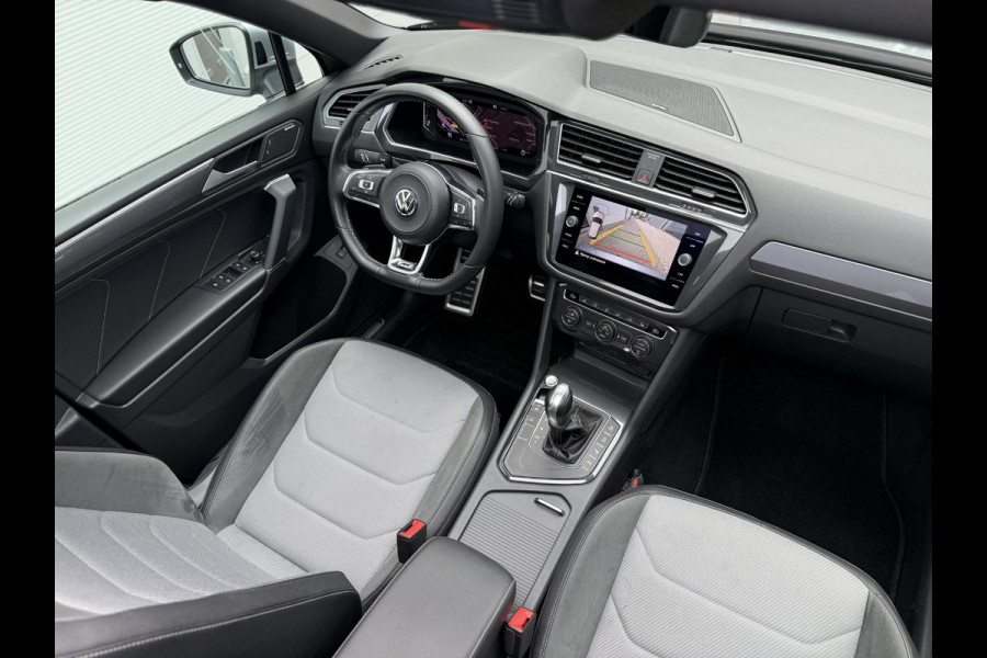 Volkswagen Tiguan Allspace 1.5 TSI Highline Bus. 3 X R-Line 7p. Pano|Trekhaak|Dynaudio