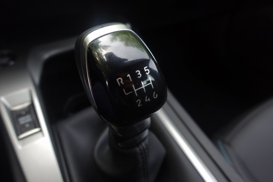 Peugeot 308 SW 1.2 PureTech Active Pack Business | Vakantie Deal | Carplay | Licht metalen velgen | Stoel VW