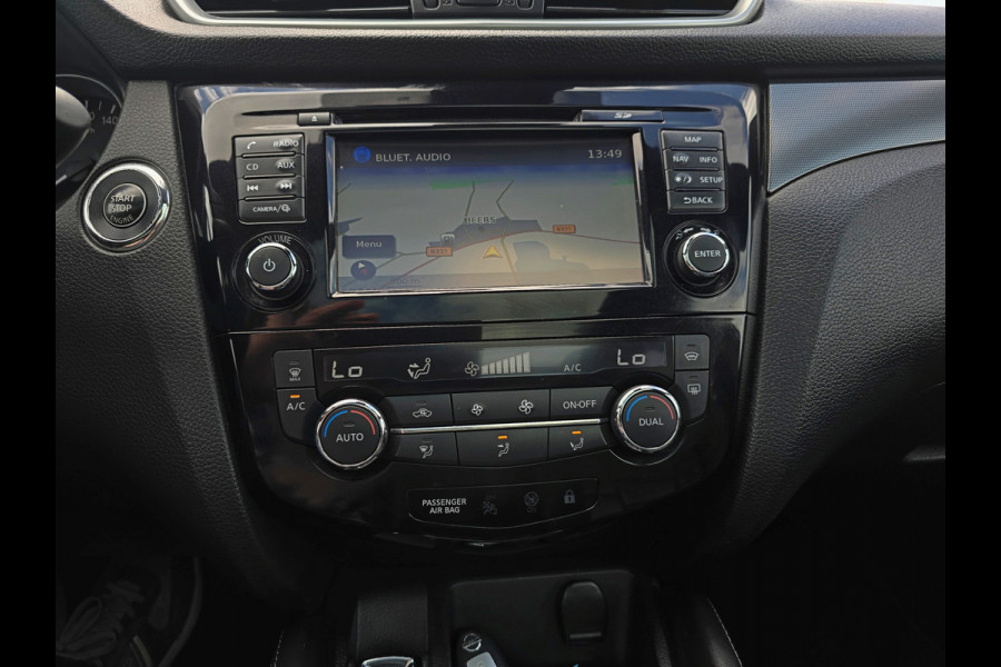 Nissan QASHQAI 1.2 Tekna + 116 Pk - Euro 6 - Navi - ParkeerCamera - Stoelverwarming