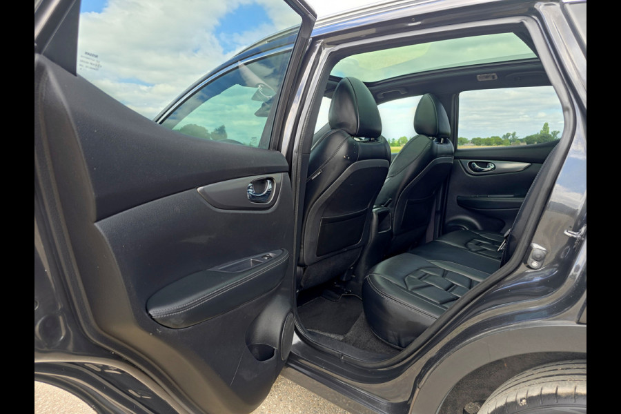 Nissan QASHQAI 1.2 Tekna + 116 Pk - Euro 6 - Navi - ParkeerCamera - Stoelverwarming