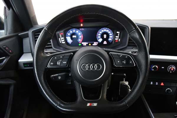 Audi A1 SPORTBACK 25 TFSI S line automaat