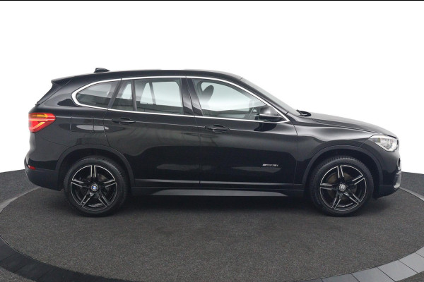 BMW X1 sDrive18i Cent.Exe*FULL-LED*NAVI*SPORTSTOEL*ECC*