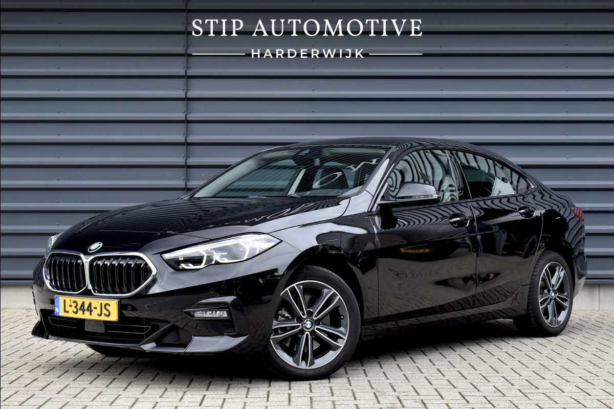 BMW 2 Serie Gran Coupé 218i High Executive Sport Line | Lederen Bekleding | Stoelverwarming | Sfeerverlichting | LED | Dealer Onderhouden | BMW 2 Serie Gran Coupé 218i High Executive Sport Line | Lederen Bekleding | Stoelverwarming | Sfeerverlichting | LED | Dealer Onderhouden |