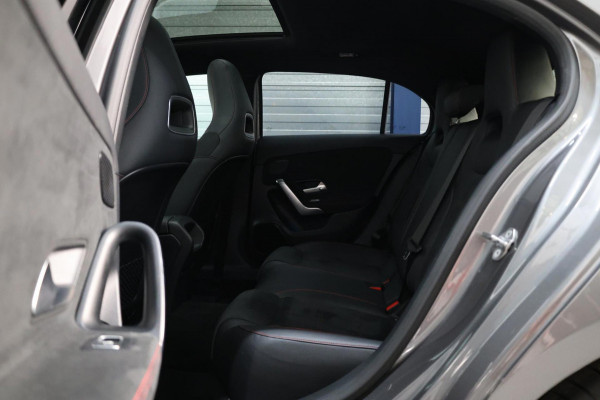 Mercedes-Benz A-Klasse AMG 35 4MATIC 306+PK LED/SFEER/VIRTUAL/PANO/HALF LEER+ALCANTARA+S.VERWARMING/CAM/ACC/ECC/12 MDN GARANTIE!