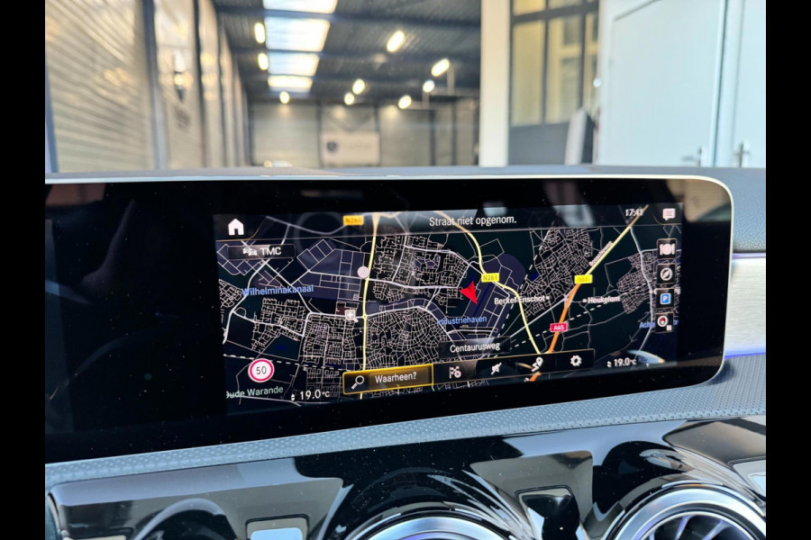 Mercedes-Benz A-Klasse AMG 35 4MATIC 306+PK LED/SFEER/VIRTUAL/PANO/HALF LEER+ALCANTARA+S.VERWARMING/CAM/ACC/ECC/12 MDN GARANTIE!