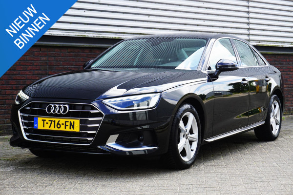 Audi A4 Limousine 35 TFSI 150PK Virtual Cockpit/Sportstoelen Dealeronderhouden/All-Seasonbanden.