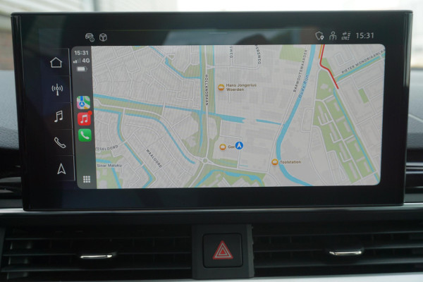 Audi A4 Limousine 35 TFSI 150PK Virtual Cockpit/Sportstoelen Dealeronderhouden/All-Seasonbanden.