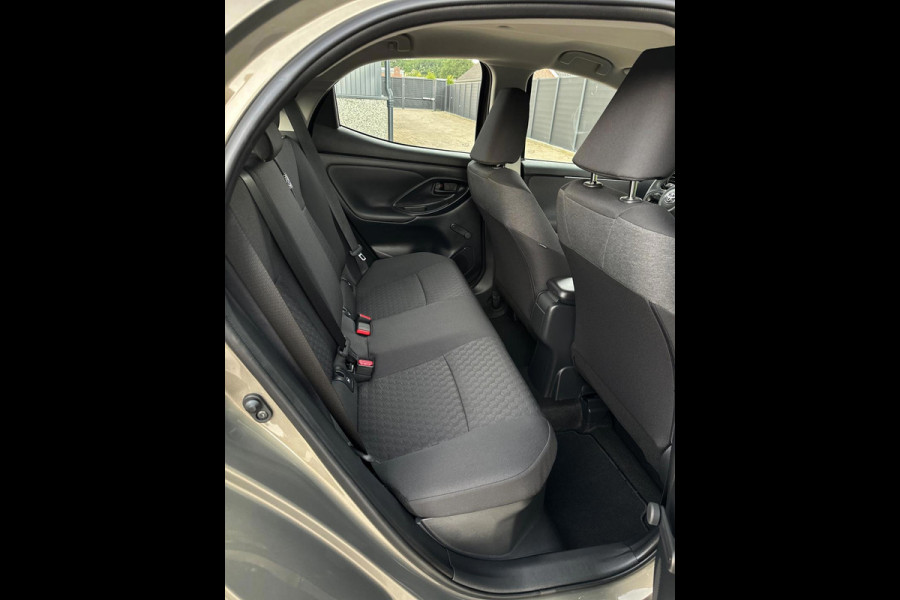 Toyota Yaris 1.5 Hybrid Business Plus Trekhaak Camera