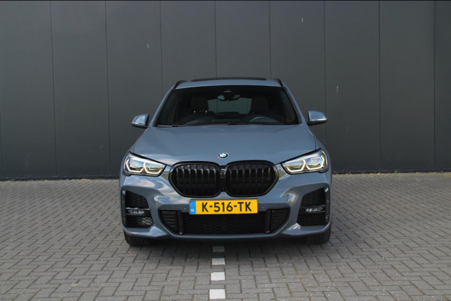 BMW X1 XDrive25e eDrive | M-sport | Pano | Trekhaak | Leder