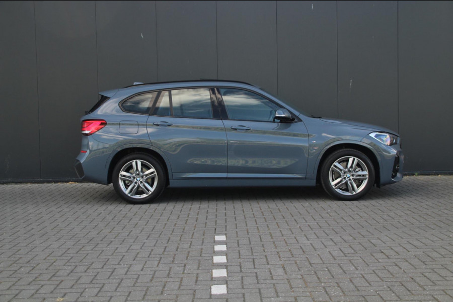 BMW X1 XDrive25e eDrive | M-sport | Pano | Trekhaak | Leder