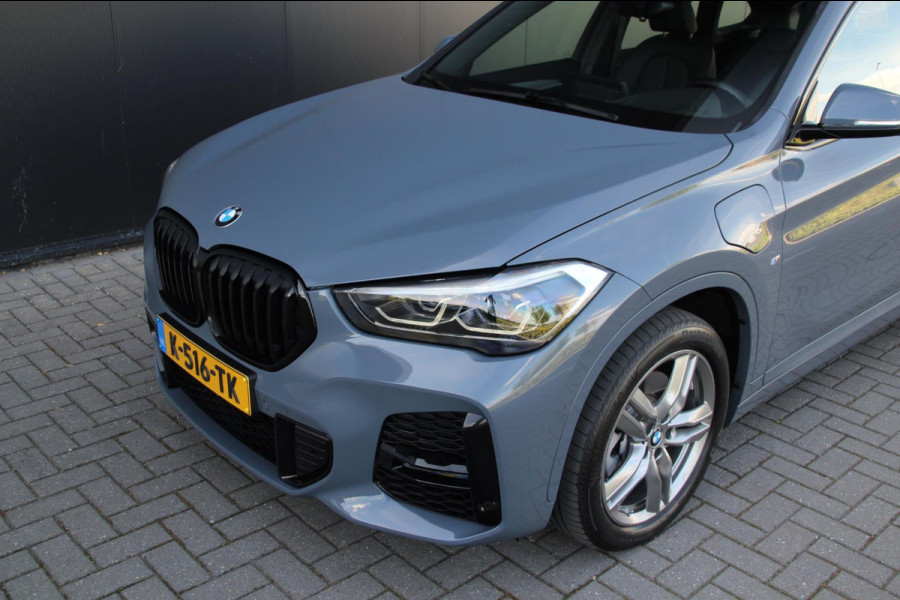 BMW X1 XDrive25e eDrive | M-sport | Pano | Trekhaak | Leder