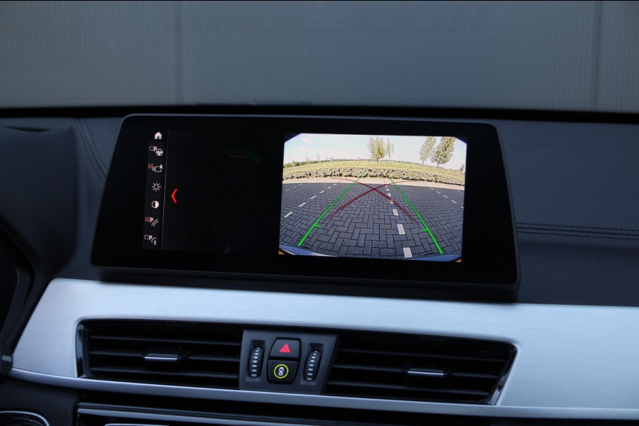 BMW X1 XDrive25e eDrive | M-sport | Pano | Trekhaak | Leder